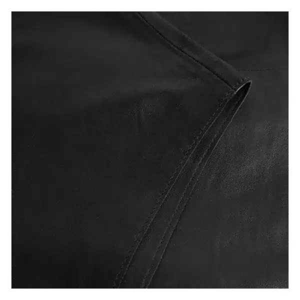 Close-up view of shoulder of Tammy Women’s Leather Top and Vest Nero Black